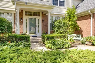 18421 W Meander Dr, Grayslake, IL 60030 - Photo 3