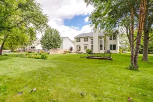 18421 W Meander Dr, Grayslake, IL 60030 - Photo 43