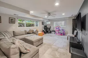 410 E Huntington Ln, Elmhurst, IL 60126 - Photo 29