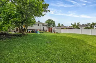 410 E Huntington Ln, Elmhurst, IL 60126 - Photo 35
