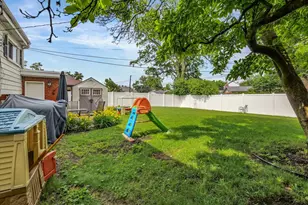410 E Huntington Ln, Elmhurst, IL 60126 - Photo 33