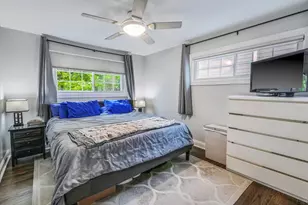 410 E Huntington Ln, Elmhurst, IL 60126 - Photo 23