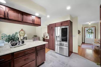 214 Concord Drive, Dekalb, IL 60115 - Photo 9