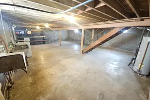 279 N State St, Hampshire, IL 60140 - Photo 7