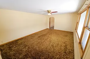 279 N State St, Hampshire, IL 60140 - Photo 3
