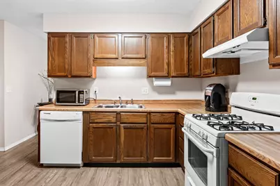 307 S Washington Street, Hudson, IL 61748 - Photo 13