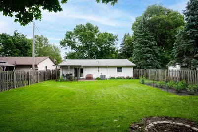 307 S Washington Street, Hudson, IL 61748 - Photo 33