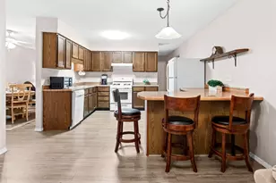 307 S Washington St, Hudson, IL 61748 - Photo 21