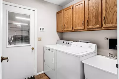 307 S Washington Street, Hudson, IL 61748 - Photo 31
