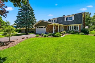 837 62nd St, Downers Grove, IL 60516 - Photo 1