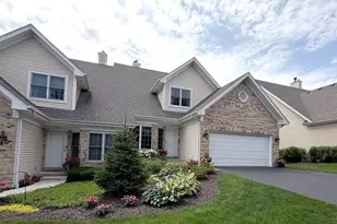 184 Red Top Dr, Libertyville, IL 60048 - Photo 1