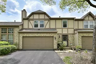 1475 Garnet Cir, Hoffman Estates, IL 60192 - Photo 1