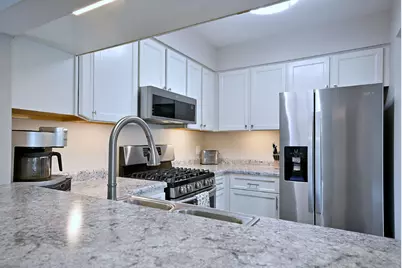 1475 Garnet Circle #1454, Hoffman Estates, IL 60192 - Photo 9