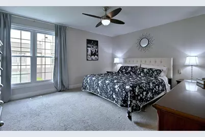 1475 Garnet Circle #1454, Hoffman Estates, IL 60192 - Photo 17