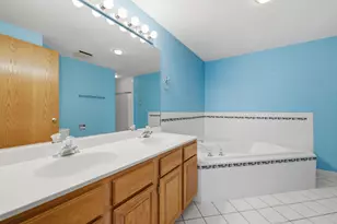 7420 W Lawrence Ave, Harwood Heights, IL 60706 - Photo 17