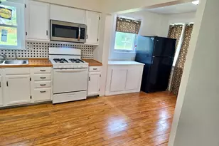 208 Shimp St, Milmine, IL 61855 - Photo 5