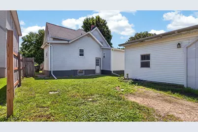 903 Low Street, Bloomington, IL 61701 - Photo 33