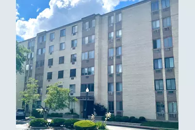 9720 S Pulaski Road #308, Oak Lawn, IL 60453 - Photo 1