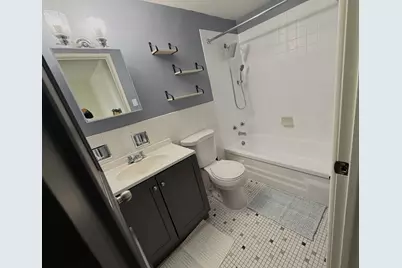 9720 S Pulaski Road #308, Oak Lawn, IL 60453 - Photo 7