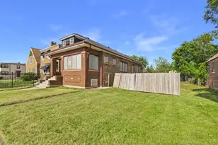 8607 S King Dr, Chicago, IL 60619 - Photo 3