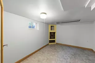 123 N Calhoun St, Aurora, IL 60505 - Photo 17