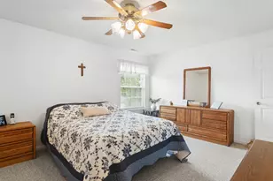 763 White Pine Rd, Buffalo Grove, IL 60089 - Photo 13