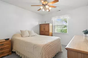763 White Pine Rd, Buffalo Grove, IL 60089 - Photo 15