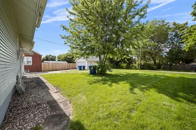 520 Pine Street, Kewanee, IL 61443 - Photo 3