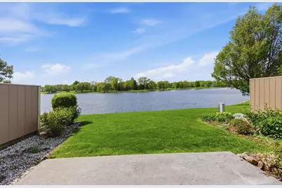 670 Versailles Circle #D, Elk Grove Village, IL 60007 - Photo 27