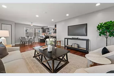 4310 W Shakespeare Avenue, Chicago, IL 60639 - Photo 5