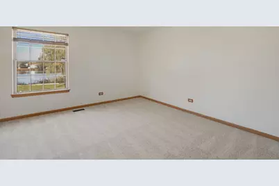 449 S Pershing Avenue, Mundelein, IL 60060 - Photo 21