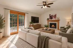 449 S Pershing Ave, Mundelein, IL 60060 - Photo 15