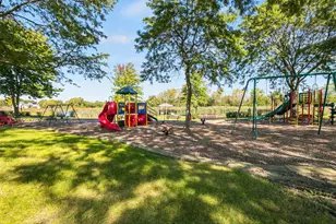 449 S Pershing Ave, Mundelein, IL 60060 - Photo 31