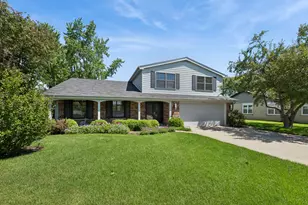 3934 Joanne Dr, Glenview, IL 60026 - Photo 3