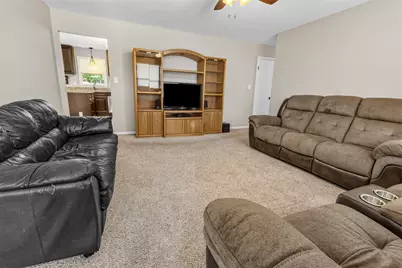 617 Hauert Street, Peotone, IL 60468 - Photo 19