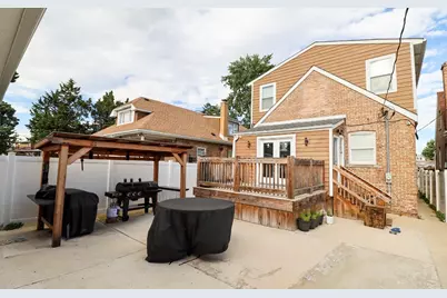 2922 N New England Avenue, Chicago, IL 60634 - Photo 23