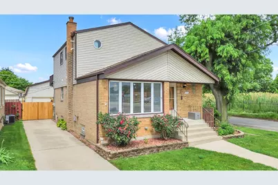 5100 S Rutherford Avenue, Chicago, IL 60638 - Photo 1