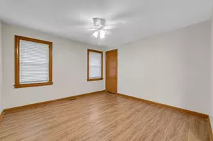 5100 S Rutherford Ave, Chicago, IL 60638 - Photo 9