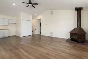 2100 Western Ave, Waukegan, IL 60087 - Photo 5