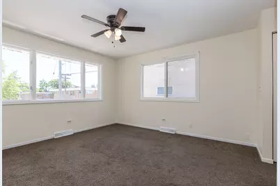2100 Western Avenue, Waukegan, IL 60087 - Photo 7