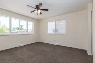 2100 Western Ave, Waukegan, IL 60087 - Photo 7