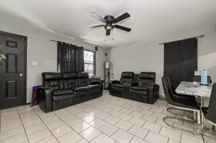 2100 Western Ave, Waukegan, IL 60087 - Photo 17