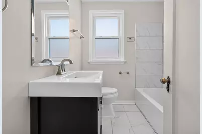 5107 W Berenice Avenue, Chicago, IL 60641 - Photo 31