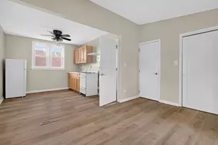5107 W Berenice Ave, Chicago, IL 60641 - Photo 37
