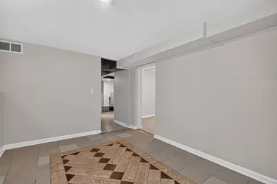 5107 W Berenice Avenue, Chicago, IL 60641 - Photo 23