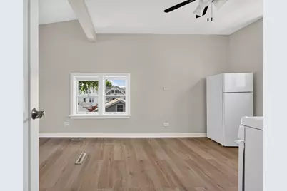 5107 W Berenice Avenue, Chicago, IL 60641 - Photo 33