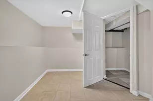 5107 W Berenice Ave, Chicago, IL 60641 - Photo 25