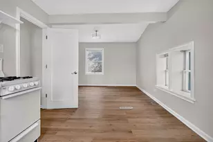 5107 W Berenice Ave, Chicago, IL 60641 - Photo 35