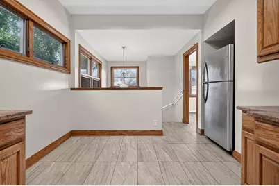 5107 W Berenice Avenue, Chicago, IL 60641 - Photo 15