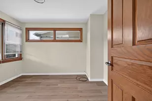 5107 W Berenice Ave, Chicago, IL 60641 - Photo 19